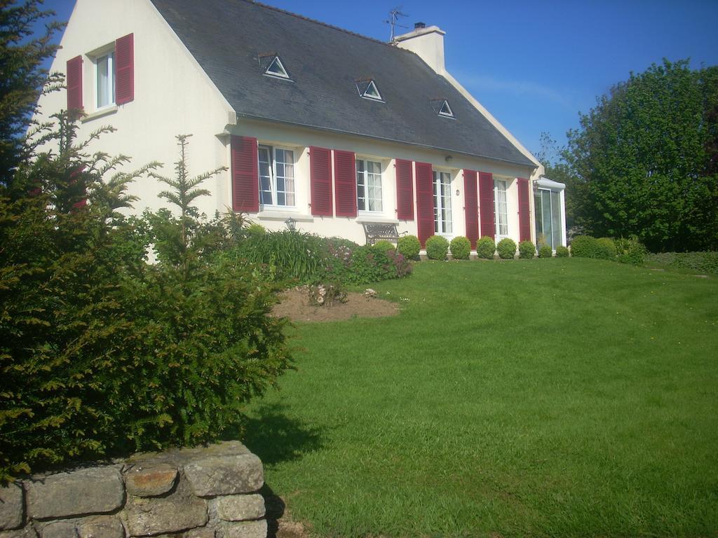 Chambres D'Hotes Kergollay Lanhouarneau Bagian luar foto